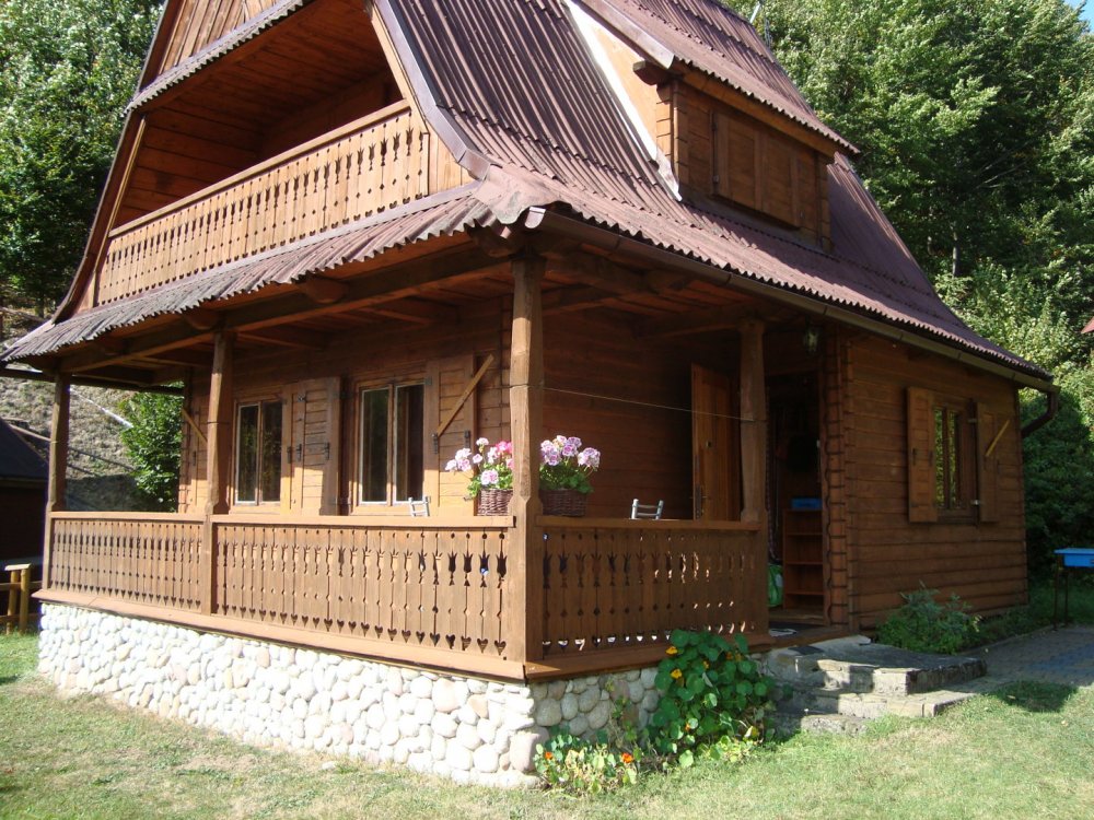 Willa "Pod Modrzewiami"